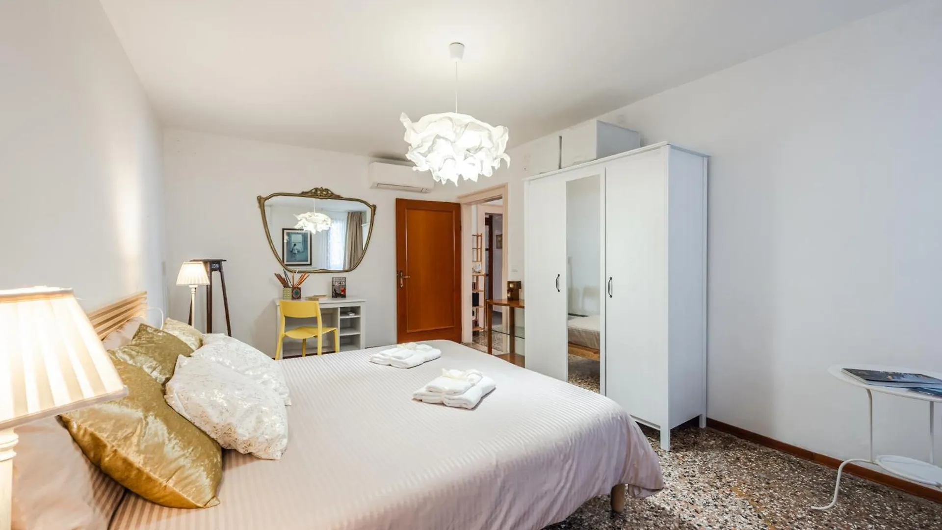 Apartamento Queen Home Carlotta Venecia